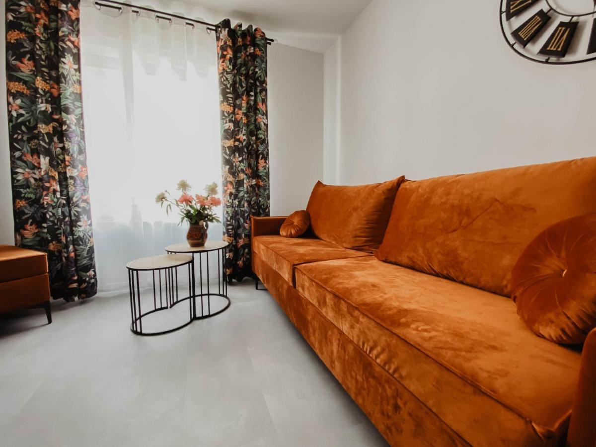 Appartamento Cztery Pory Roku Wiele Esterno foto